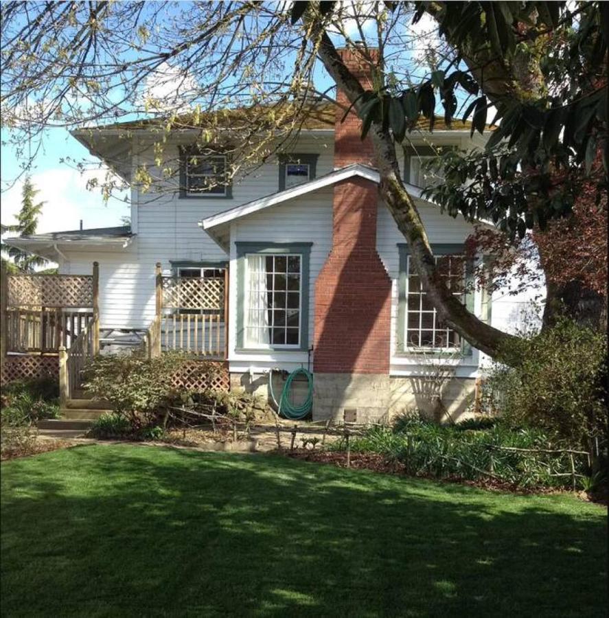 Monteith Hideaway In Downtown Monteith District Villa Олбани Екстериор снимка