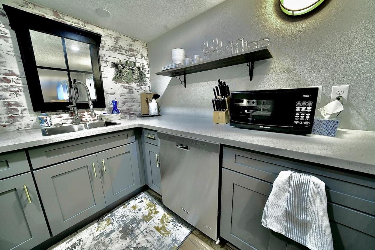 Monteith Hideaway In Downtown Monteith District Villa Олбани Екстериор снимка